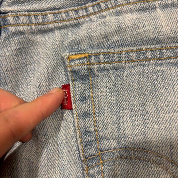 Levis 501 Jeans Mens 36x30 Blue Denim Pants Button Fly Straight Leg Light Wash - Picture 15 of 16